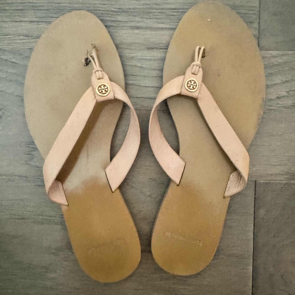Tory Burch light tan Leather Logo Thong Sandals